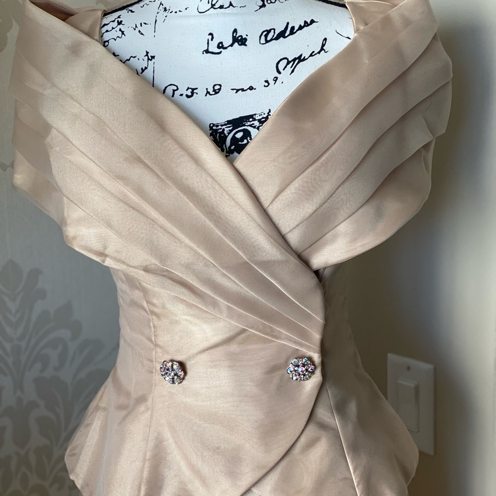 WATTERS 2 PIECE EVENING ENSEMBLE